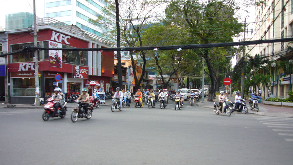 03 City centre traffic Ho Chi Minh W1024