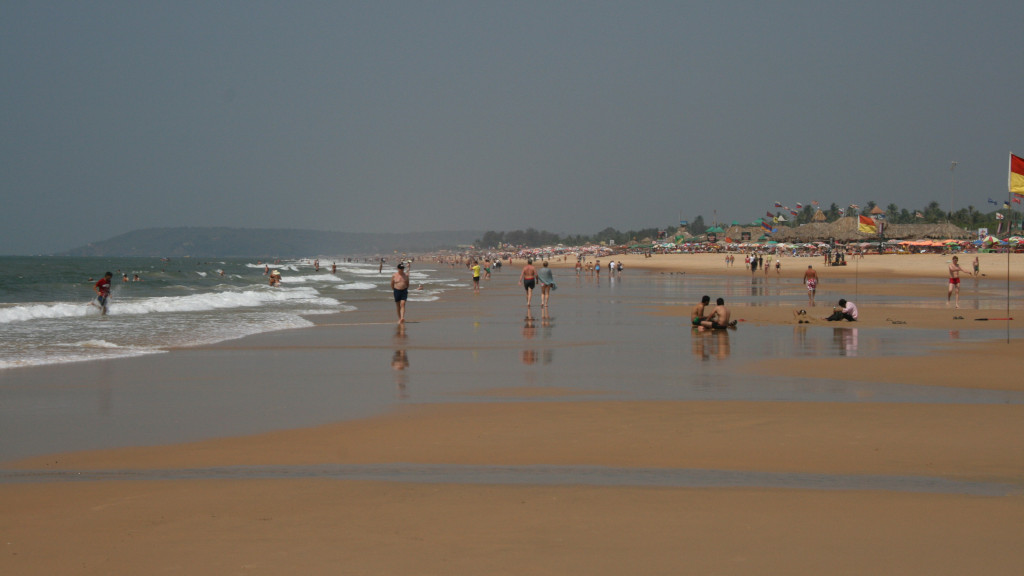 04 Beach in north Goa W1024